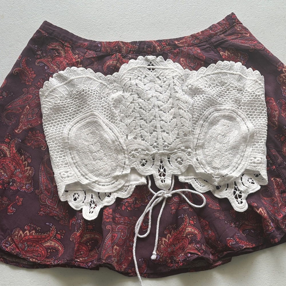 Forever 21 White Lace Crop Top, Skirt is size L in photos are the size